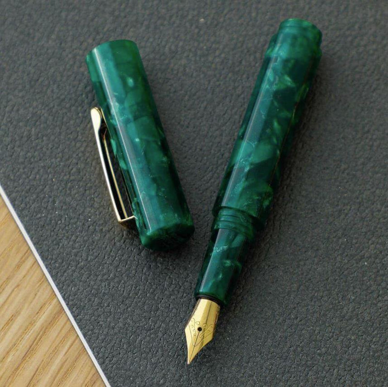 Füllfederhalter MARBLED BABY marmoriert dunkelgrün