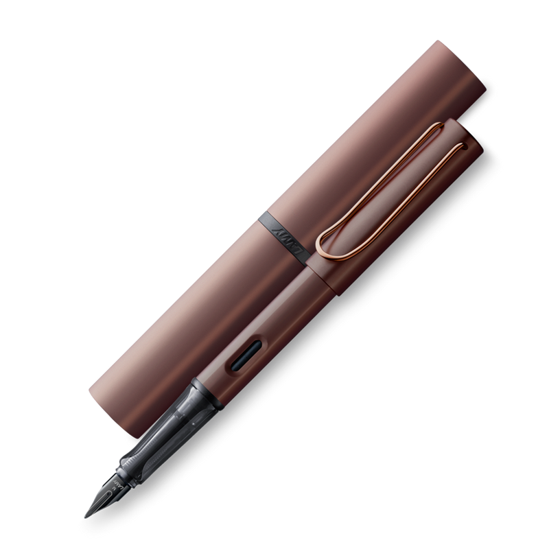 1234044_Lx_Marron_FH_Etui_VS01_1100x1100