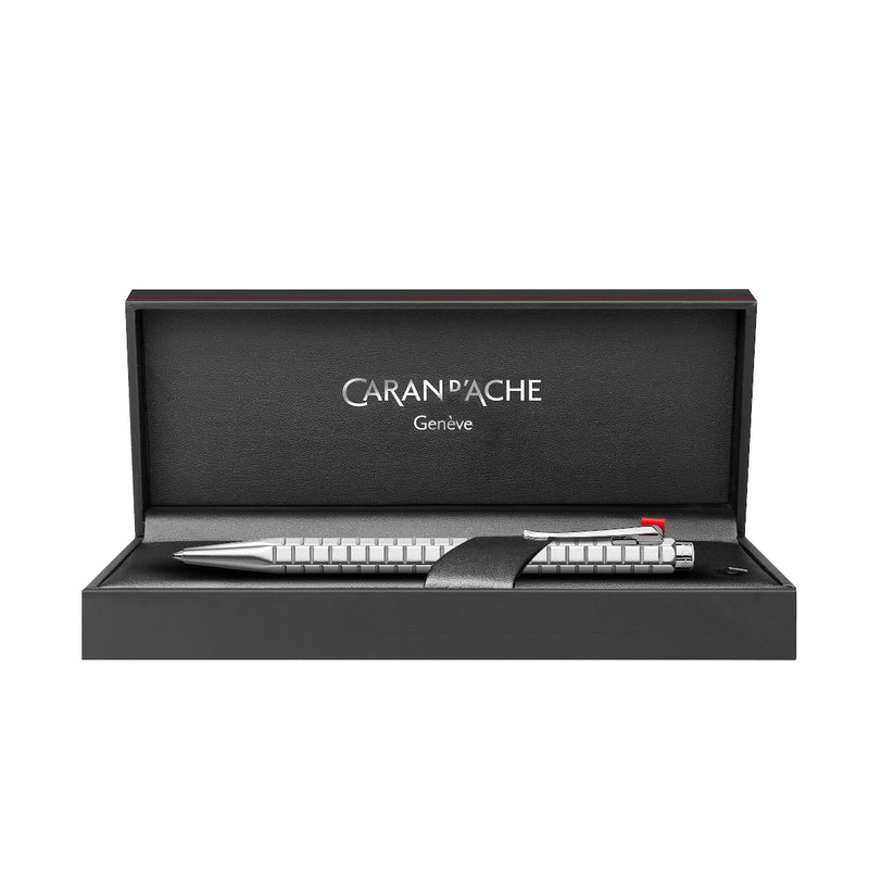 890_407_CDA_Ecridor_Avenue_KS_in_Box_02_1200x1200